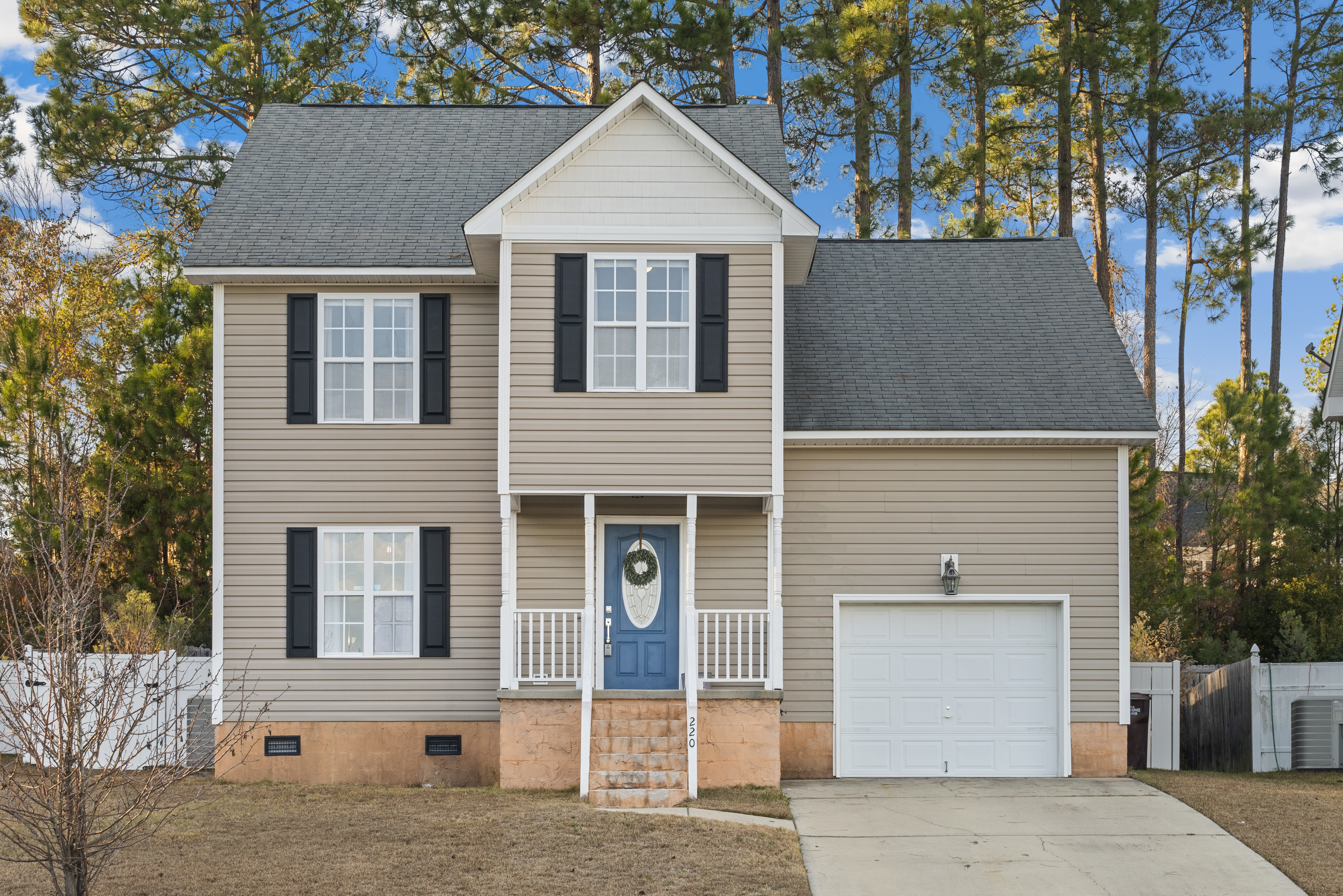 220 Scranton Ct, Cameron NC